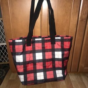 NWOT. Thirty-one insulated bag with draw string